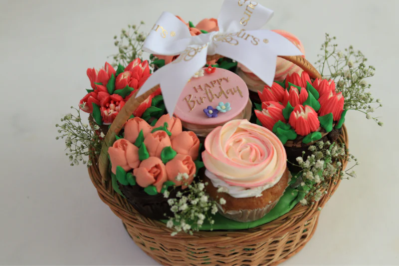 Medium Cupcake Hamper